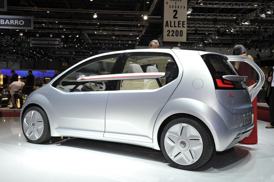  ItalDesign Go 2011 года  (фото 3 из 58)